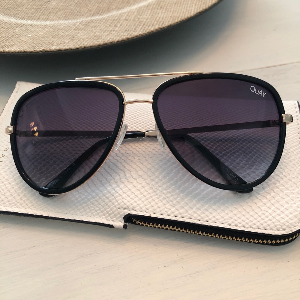 Women’s Quay aviators